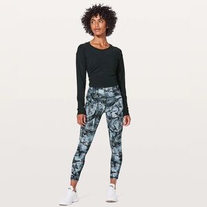 Lululemon Athletica Black and Blue Patterned Apparel